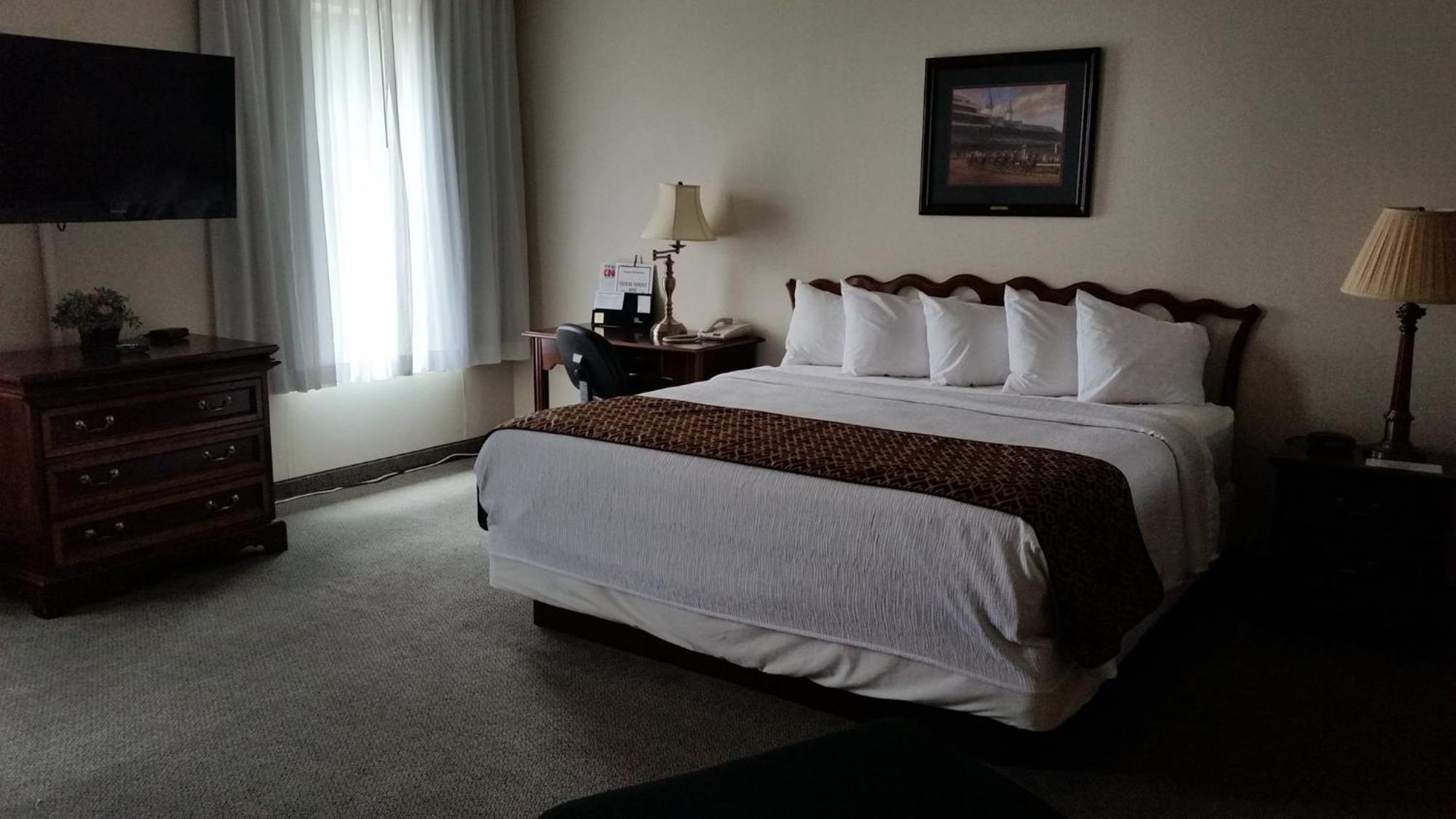 Gold Vault Inn Radcliff Εξωτερικό φωτογραφία